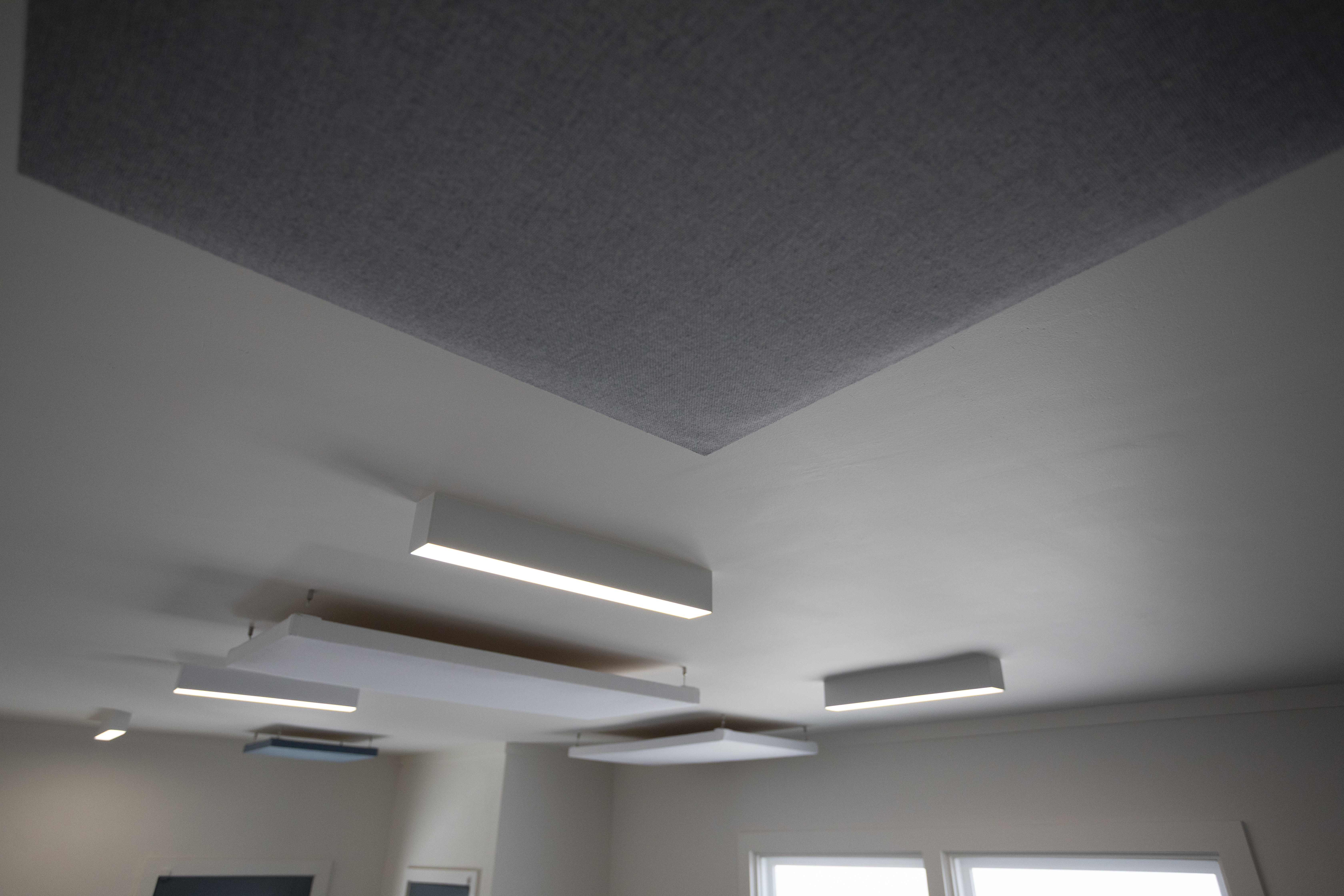 Adjustable CCT Linear Light Fixtures