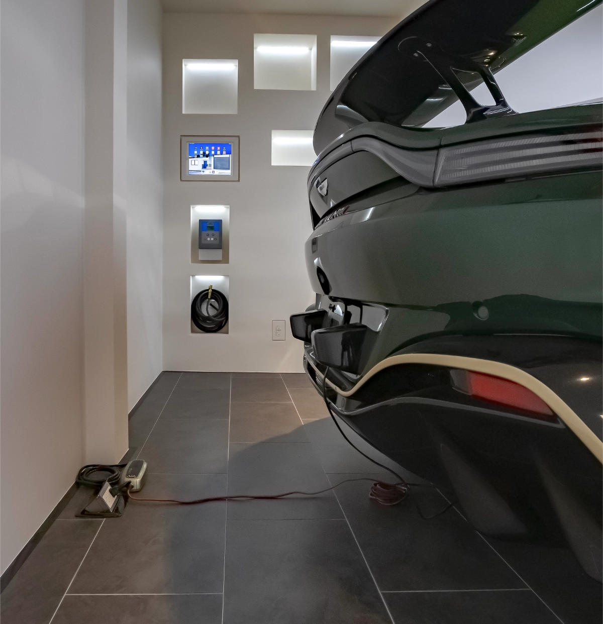 Flush-Mount Outlets for Battery Maintainers