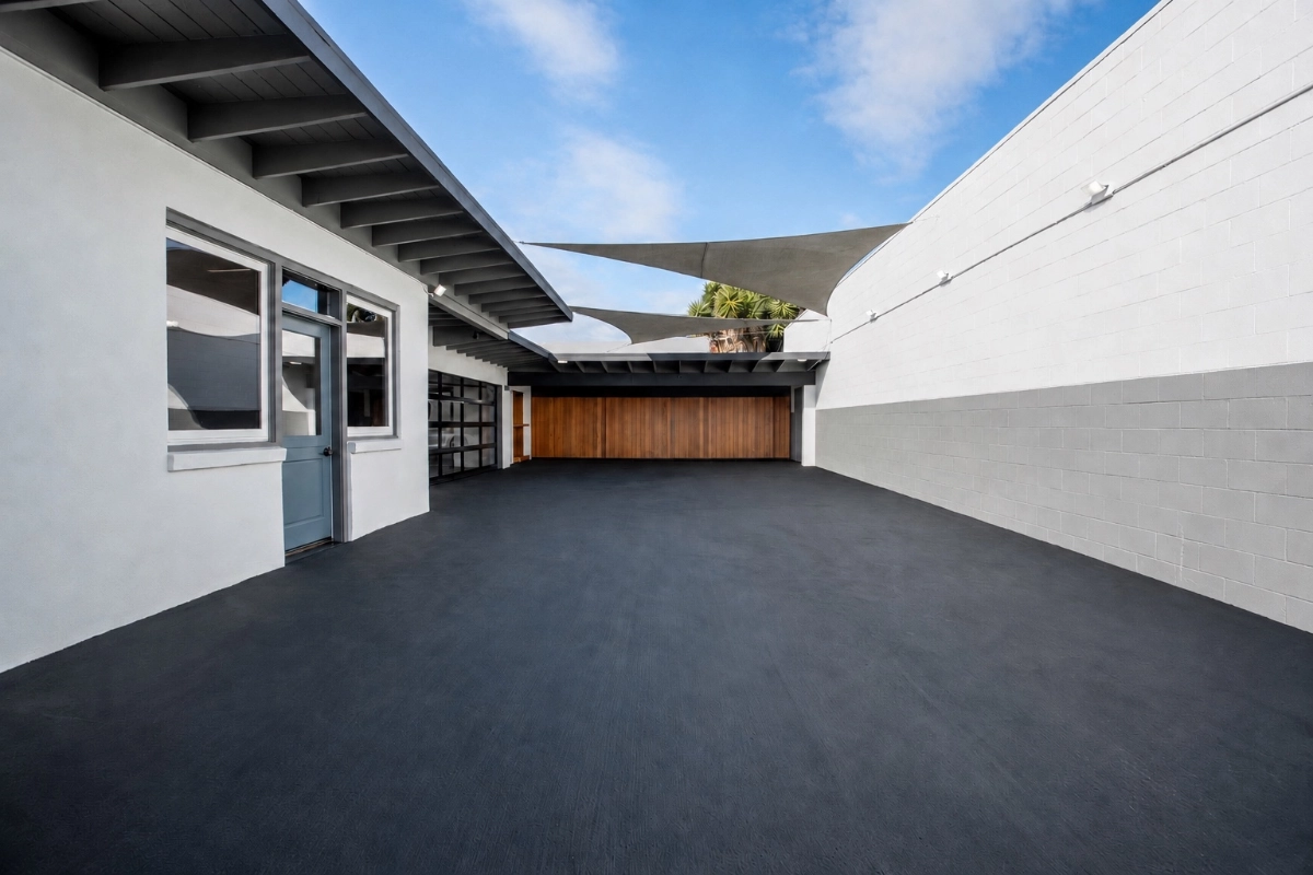 SR-1217 gallery image 24