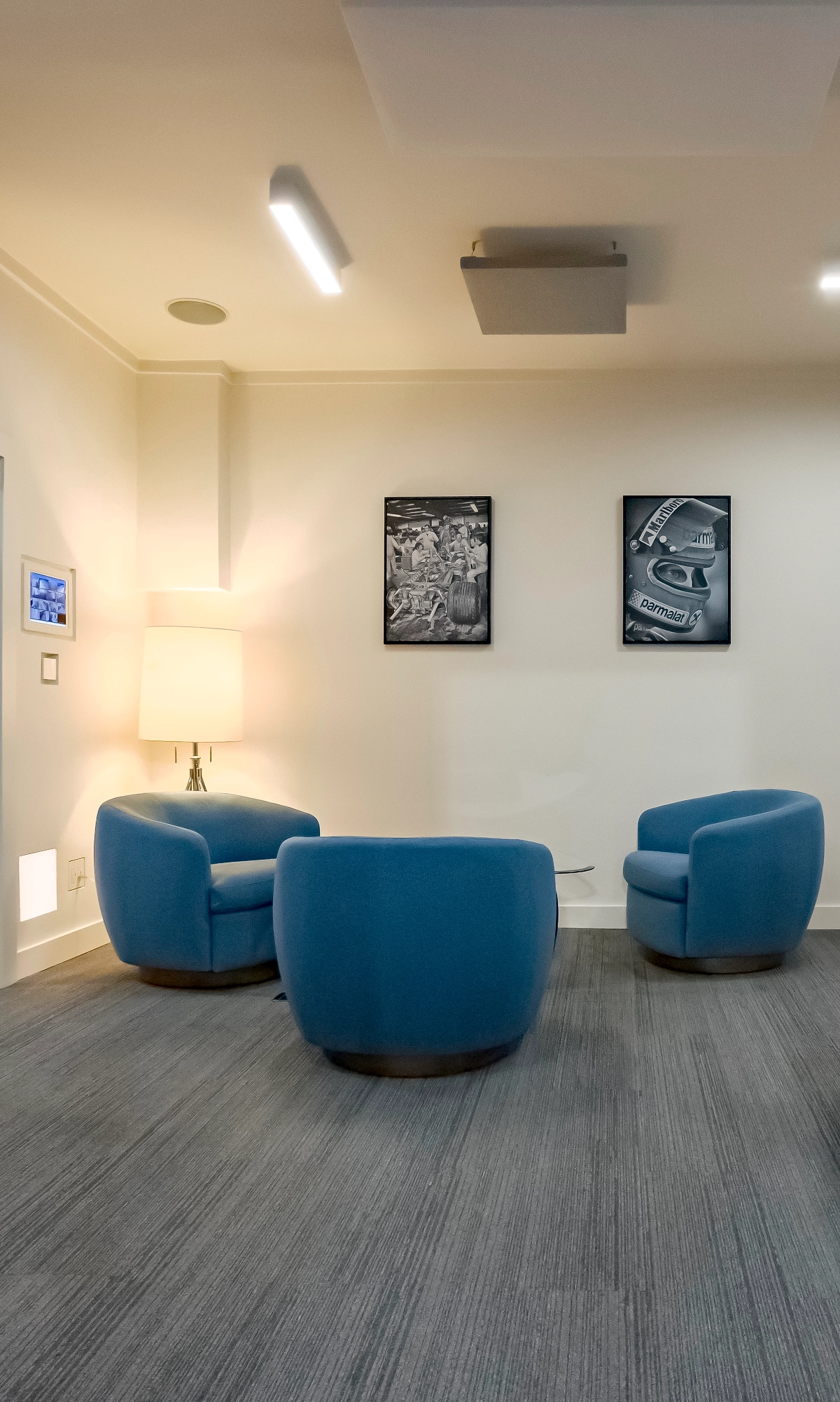 SR-1217 gallery image 1