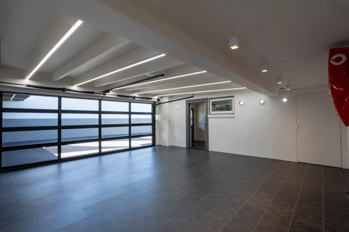 SR-1217 gallery image 18