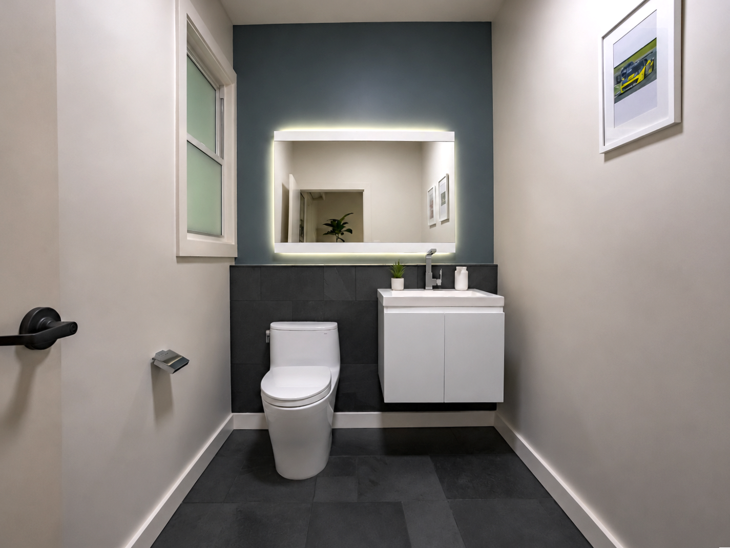 Lounge Washroom